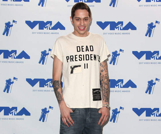 560px x 468px - Dlisted | Pete Davidson Is Clearing Up Those Big Dick Size ...