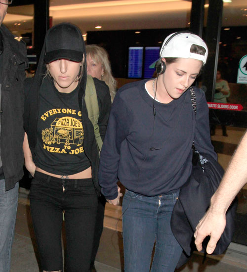 BREAKING: Kristen Stewart And Alicia Cargile Held Hands At LAX