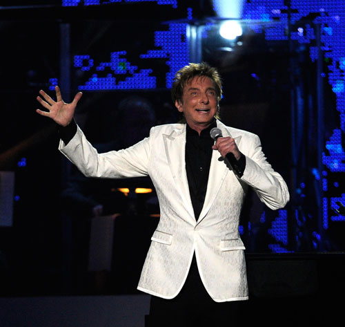 Barry Manilow Got Married!