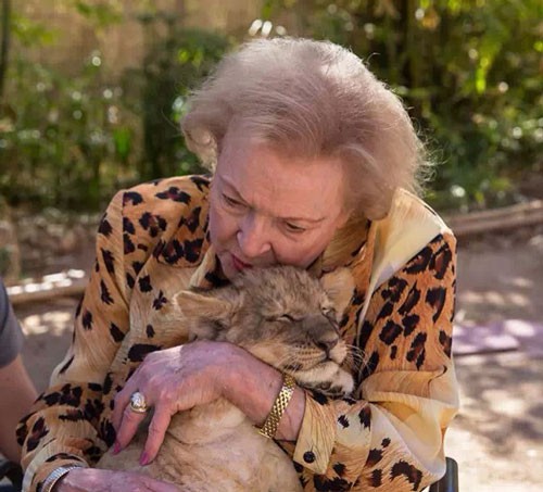 FINALLY, Betty White Gives Her Thoughts On The Killing Of Cecil The Lion