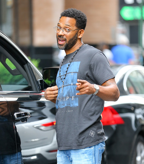 Mike Epps Got Caught By His Wife Trying To Cheat On Twitter