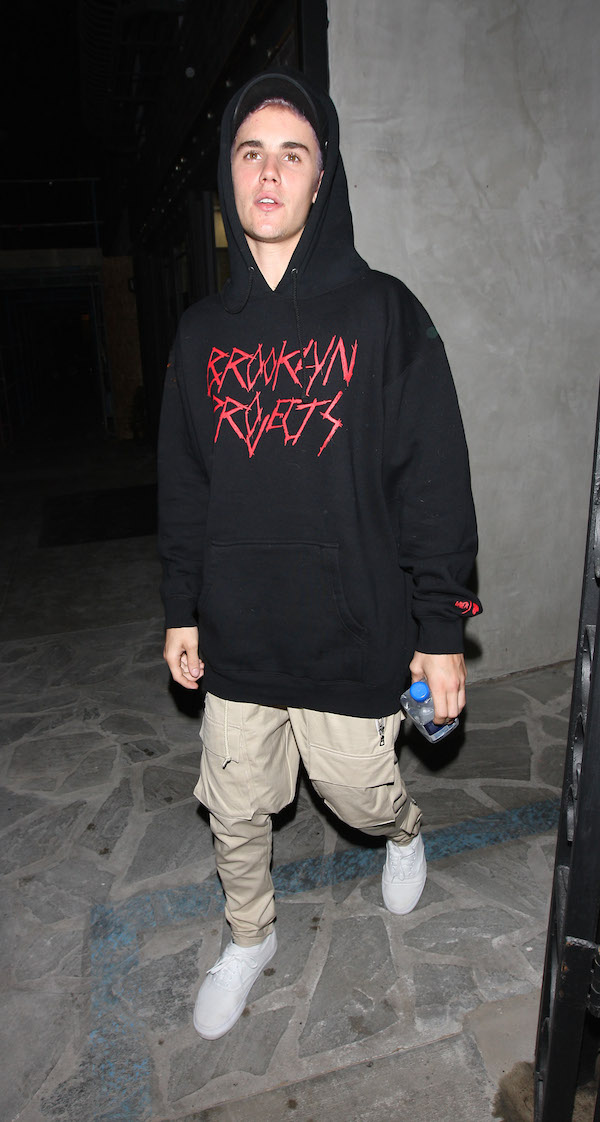 Dlisted | Justin Bieber Dye's His Hair Purple/Silver As He Leaves The Nine  Zero One Salon