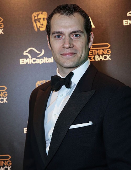 Dlisted Henry Cavill Said Some Words About Dating A 19