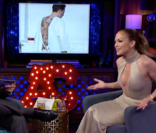 Just Like Everyone In The World, JLo Thinks Ben Affleck’s Back Tattoo Is A Shitty Mess
