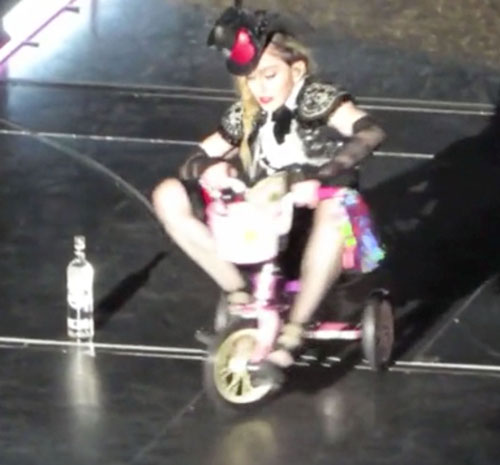 Dlisted Madonna Isnt A Drunken Mess Shes Just Doing Acting Stuff