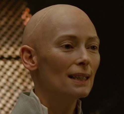 Tilda Swinton Isn’t Doing Yellowface In “Doctor Strange,” So Says Tilda Swinton