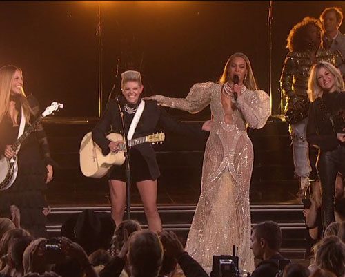 Beyonce And The Dixie Chicks Performed At The CMAs And I Don’t Think Everyone Lived To Tell The Tale