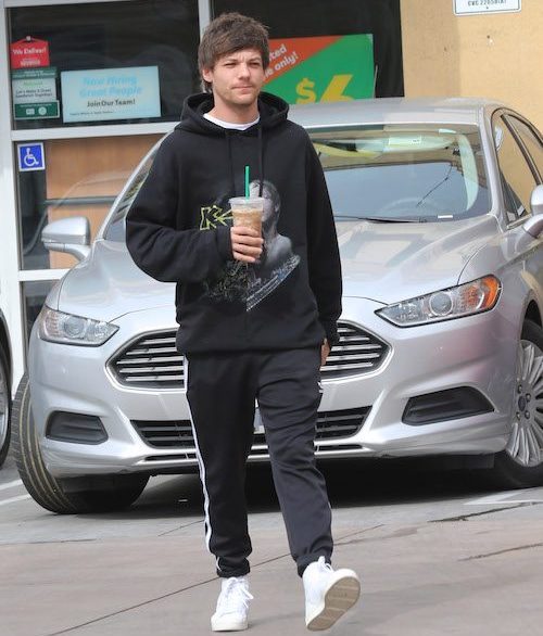 Louis Tomlinson Snatched a Paparazzo's Phone After Being Trailed