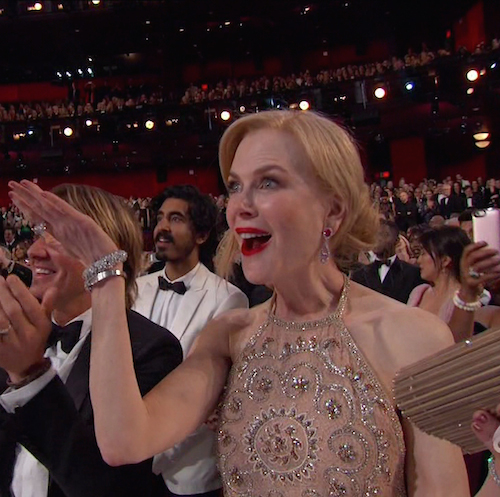 Nicole Kidman Explains Her Oscars “Robotic Seal” Clapping
