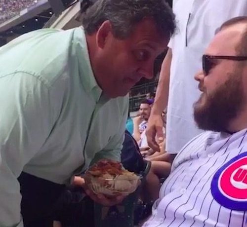 A Heckler Almost Came Between Chris Christie And His Nachos