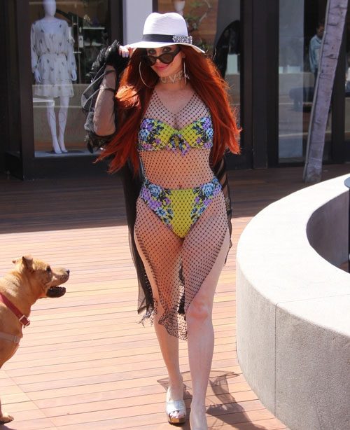 It Wouldn’t Be A National Holiday Without Bikini Pics Of Phoebe Price!