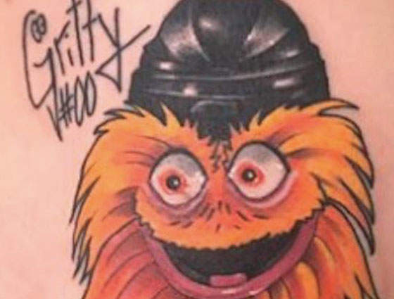 Flyers mascot Gritty gets 'girthy' belly tattoo - The Hockey News