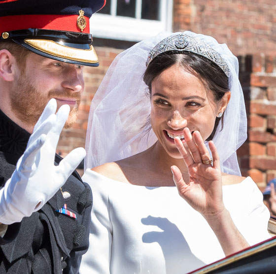 THE QUEEN May Have Bitched Prince Hot Ginge Out Over Duchess Meghan’s Tiara Demands 