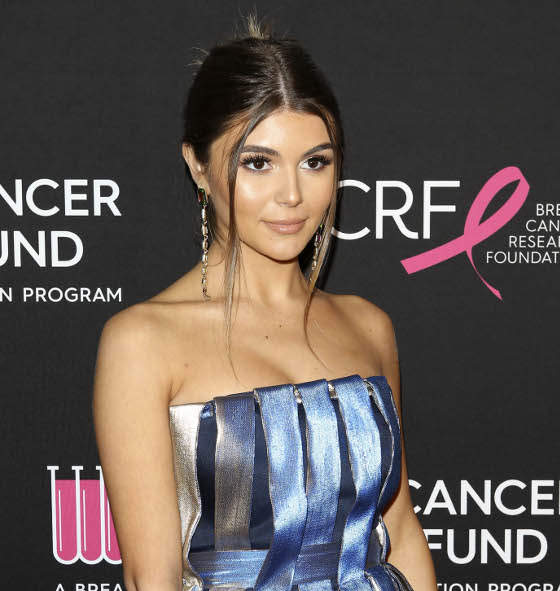 Olivia Jade Was On The Yacht Of A Top USC Official When Her Parents ...