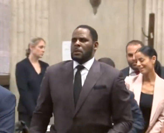 Dlisted | R. Kelly Arrested Again This, Time For Child Porn ...
