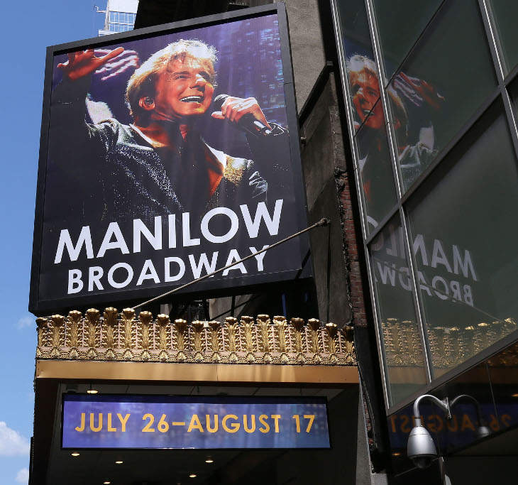 Barry Manilow’s Broadway Show Is Reportedly Causing Him Marital Problems