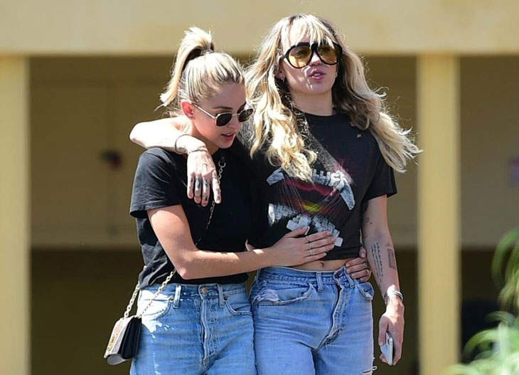 Basic Girl Summer Is Officially Over: Miley Cyrus And Kaitlynn Carter Broke Up After A Month Together