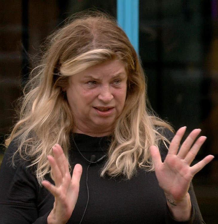 Recent pic of kirstie alley
