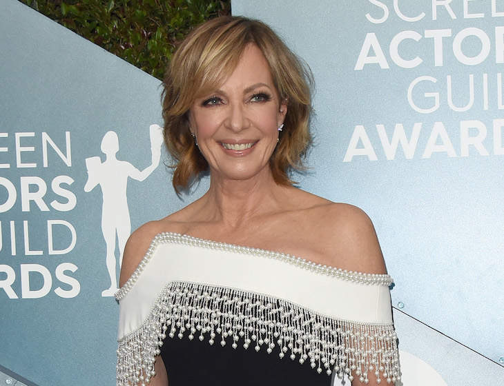Allison Janney Says A Co-Star Asked Her To Sanitize Her Mouth Before A Kissing Scene