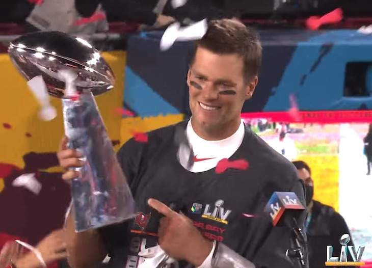 Dlisted Tom Bradys Ex Bridget Moynahan Congratulated Him On His 7th Super Bowl Win 5191