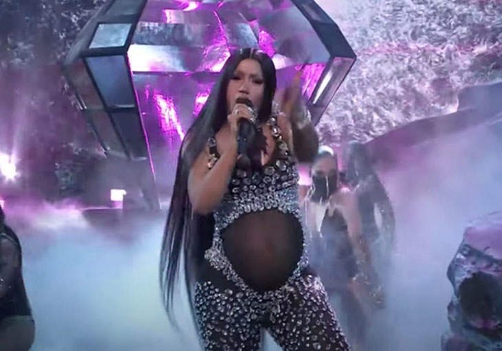 Cardi B Announced Her Second Pregnancy At The BET Awards
