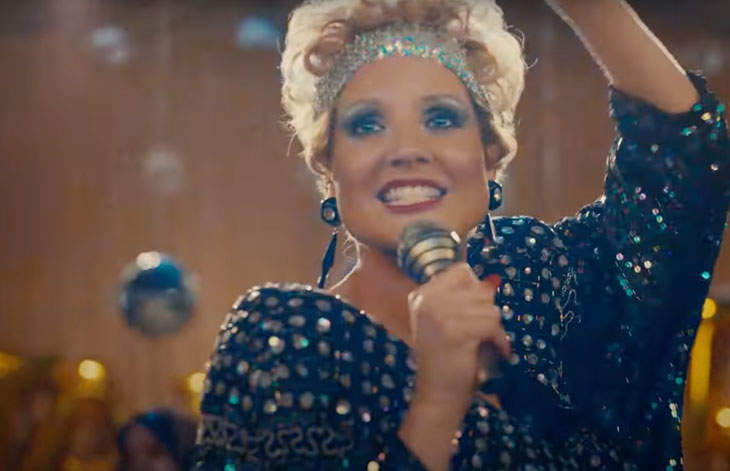 And Here’s Jessica Chastain In Motion As Tammy Faye Bakker