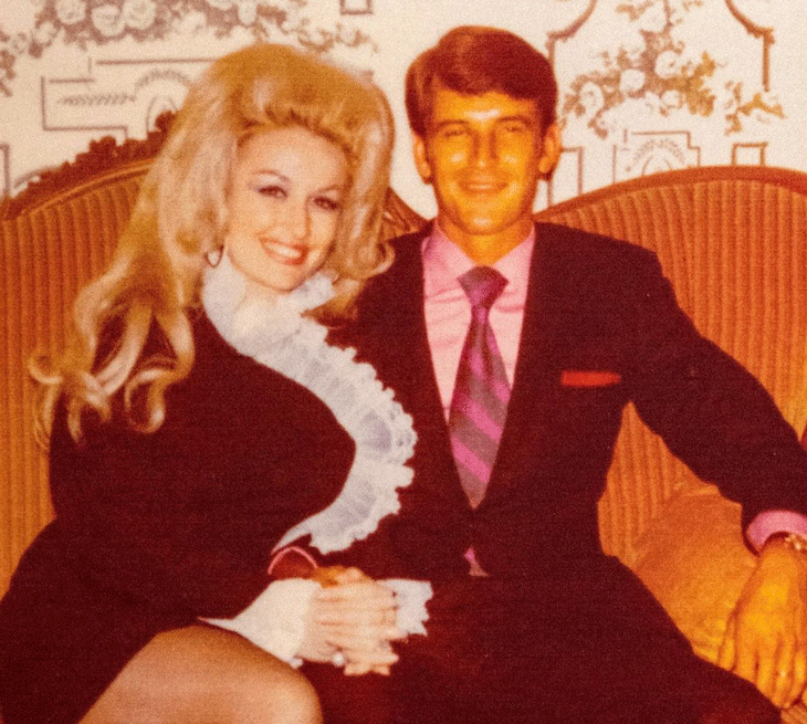 Happy Thanksgiving, Here’s A Stunning Throwback Pic Of Dolly Parton And Her Man!