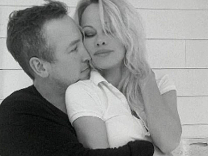 Dlisted | Pamela Anderson Is Divorcing Her Fourth Husband, Dan Hayhurst,  After A Year Of Marriage