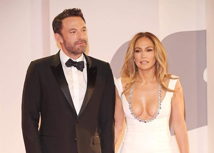 Jennifer Lopez And Ben Affleck Are Engaged Again
