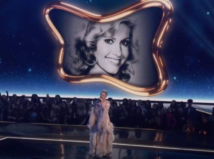 Open Post: Hosted By Pink’s Olivia Newton-John Tribute At The AMAs