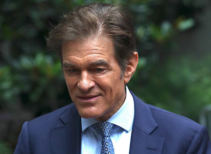 Dr. Oz Wants Back Into Mainstream TV But Sources Say “No One” Will “Touch Him”