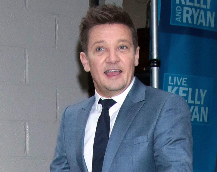 Jeremy Renner Shared A Selfie From His Hospital Bed As More Details On His Accident Come To Light
