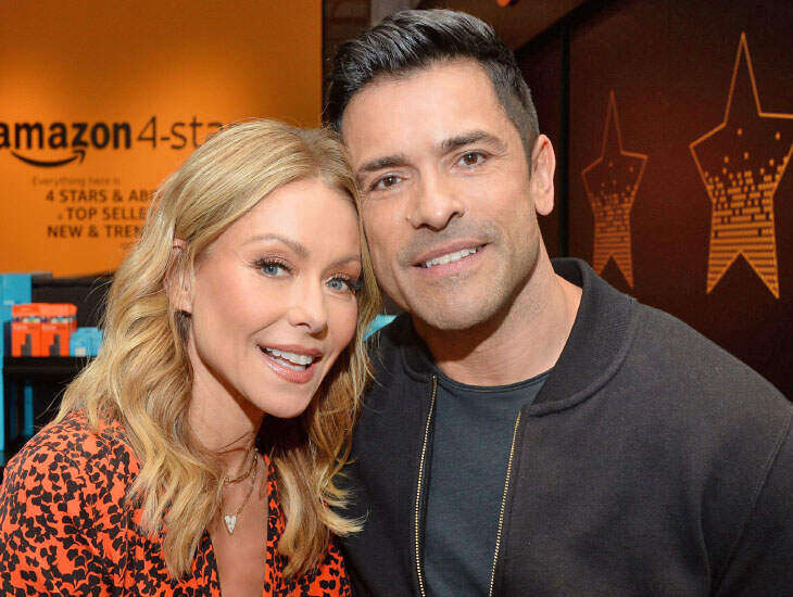 Kelly Ripa Decided To Share Her And Mark Consuelos’ “Ludicrous” FaceTime “Sex Rituals”