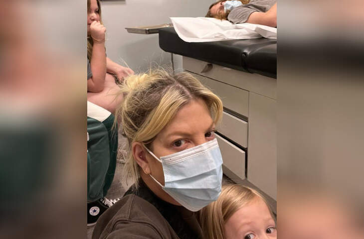 Tori Spelling Says That Toxic Mold In Her Home Was “Slowly Killing” Her Family For Three Years