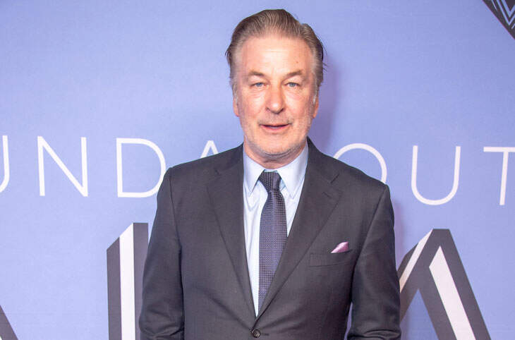 Alec Baldwin Reportedly Got Pissy And Yelled At A Female Server During An Event