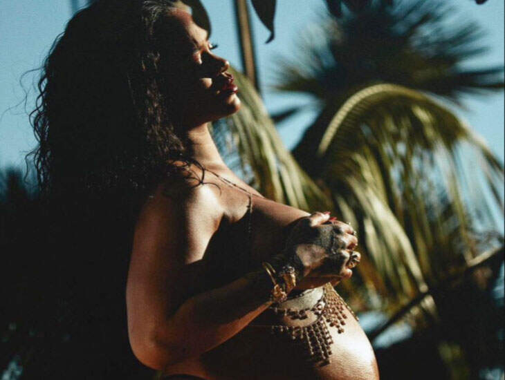 Open Post: Hosted By Rihanna Sharing Throwback Topless Maternity Photos