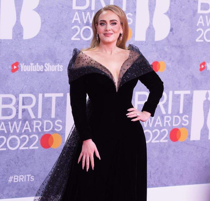 Open Post: Hosted By Adele Getting Jock Itch From Constantly Sweating In Her Spanx 