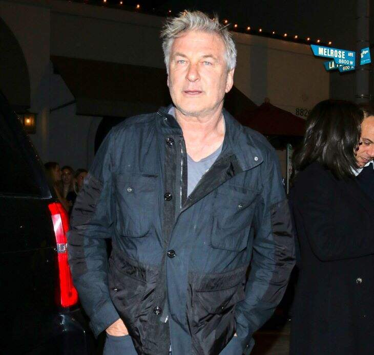 Alec Baldwin Got Dragged On Instagram For (Twice) Complaining About His Flight Being Delayed